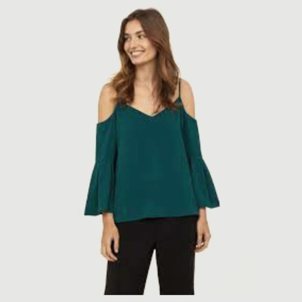 COLD SHOULDER BLOUSE